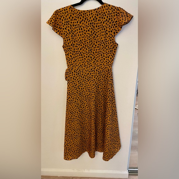 BB Dakota Wrap Dress - Picture 2 of 5